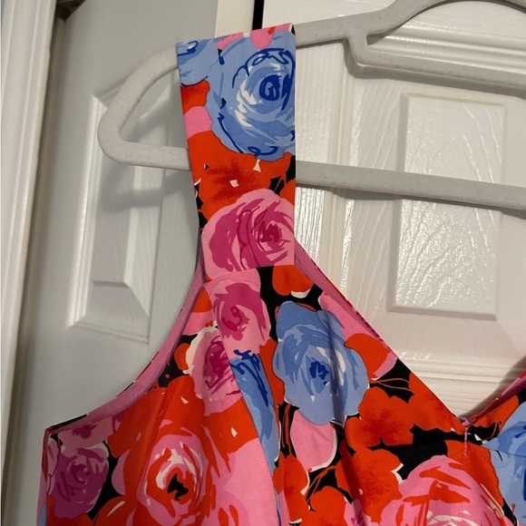 Madison Studio Flower Dress - Picture 4 of 12